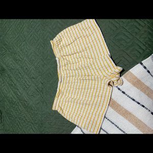 Old navy stripped comfy shorts